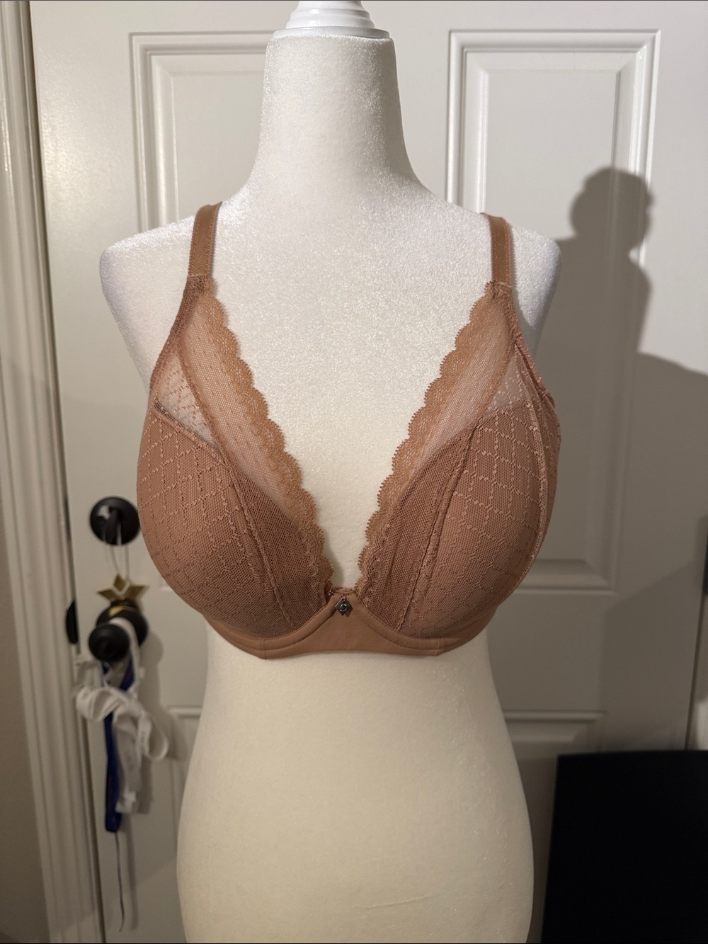Chantelle Lace Plunge Bra - Golden Beige 36DD